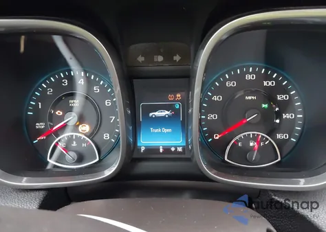 2015 Chevrolet Malibu 2Lt z USA, uszkodzony, nr VIN 1G11D5SL1FF145205